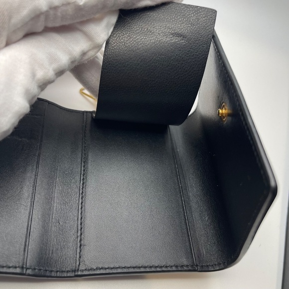 Saint Laurent 6 Row Black Leather Key Case - Preowned - Picture 12 of 15